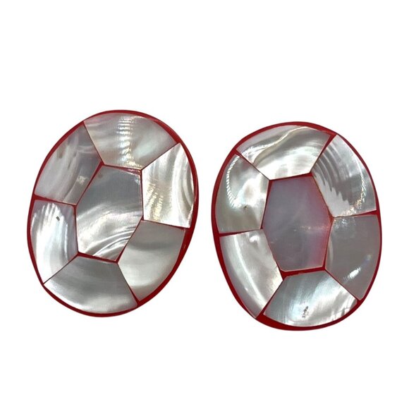 Vintage Red & Mother Of Pearl Oval Post Earrings A15 - Picture 1 of 3